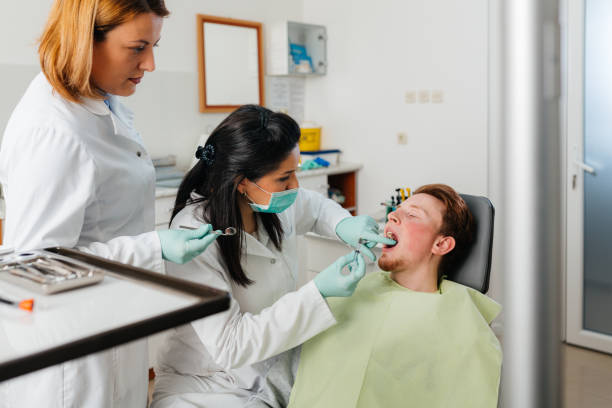 Best Emergency Tooth Extraction in Melwood, MD